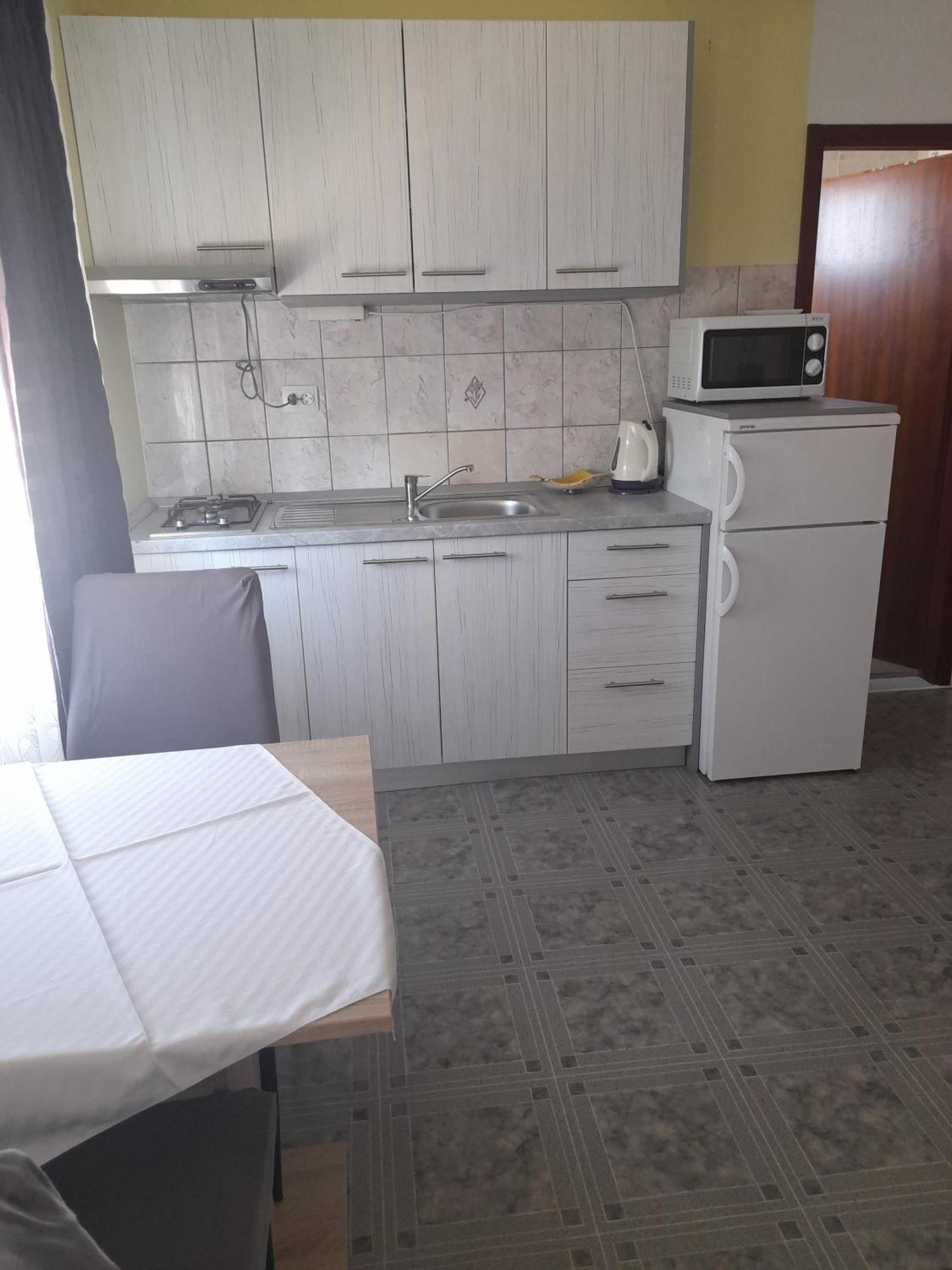 Apartments Ninske Vodice الغرفة الصورة