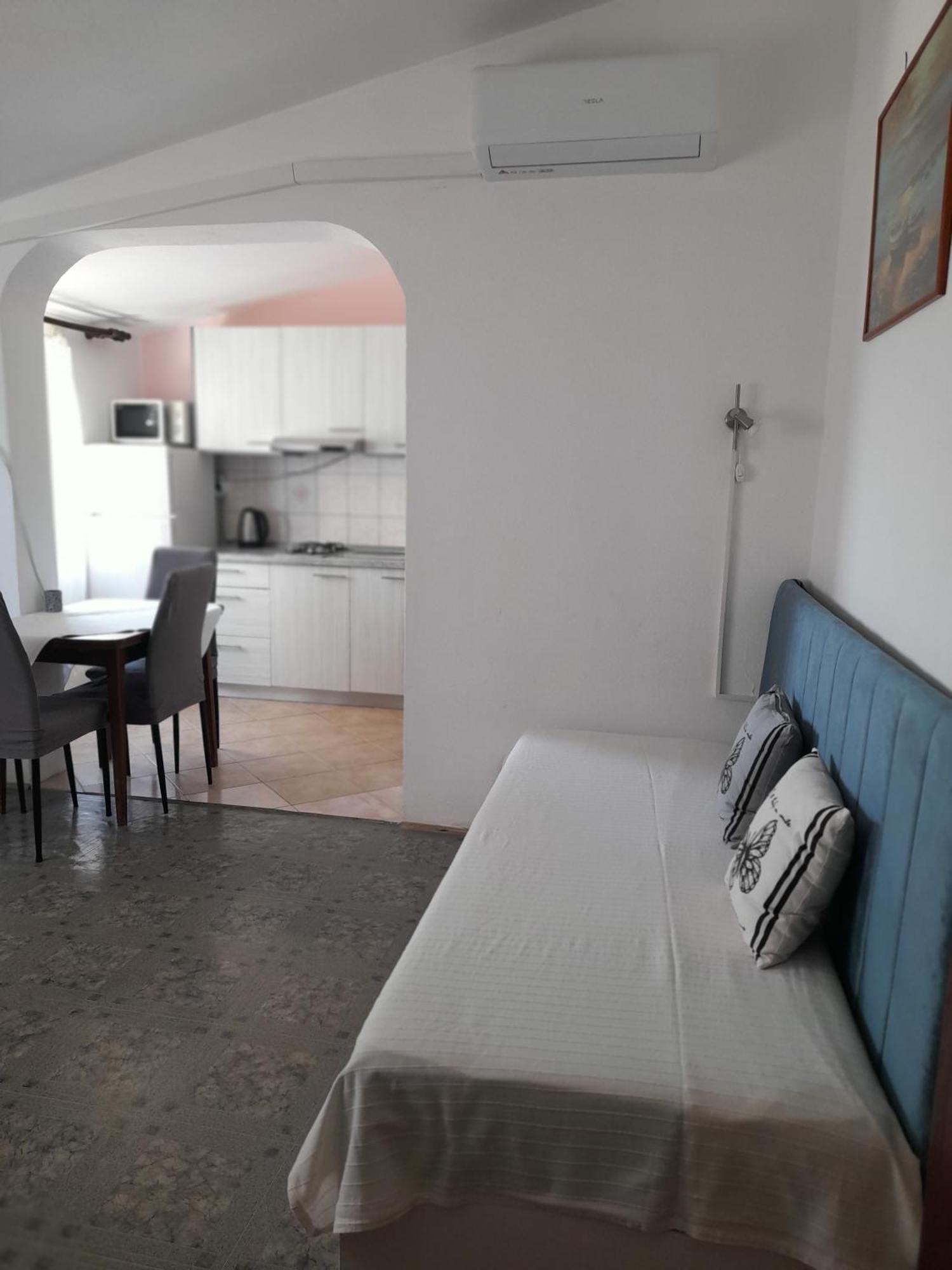 Apartments Ninske Vodice الغرفة الصورة