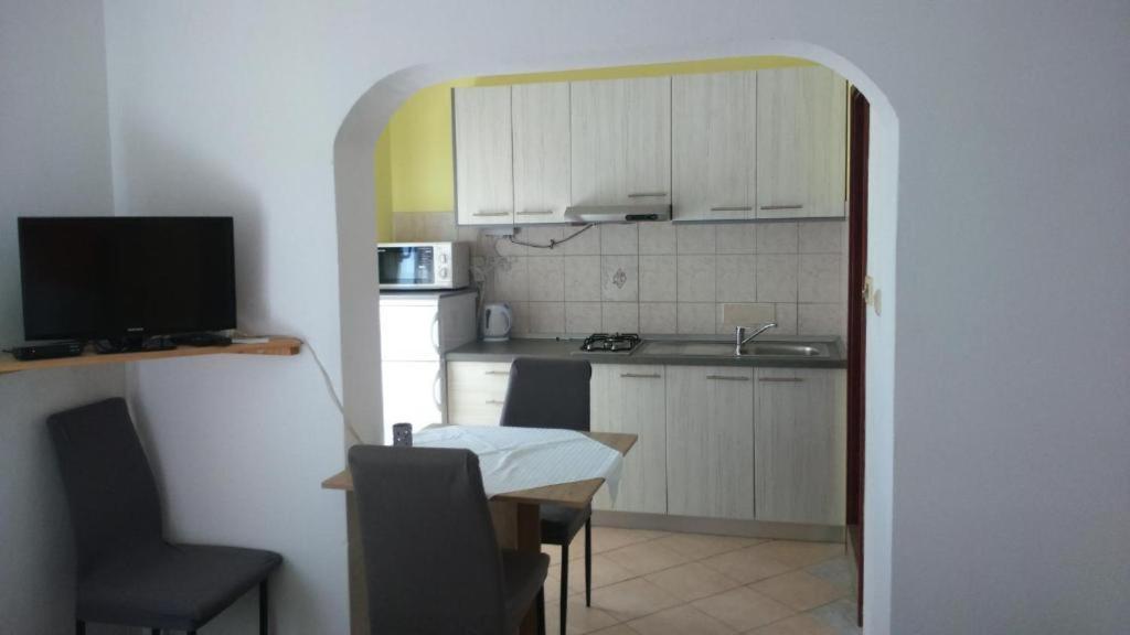 Apartments Ninske Vodice الغرفة الصورة
