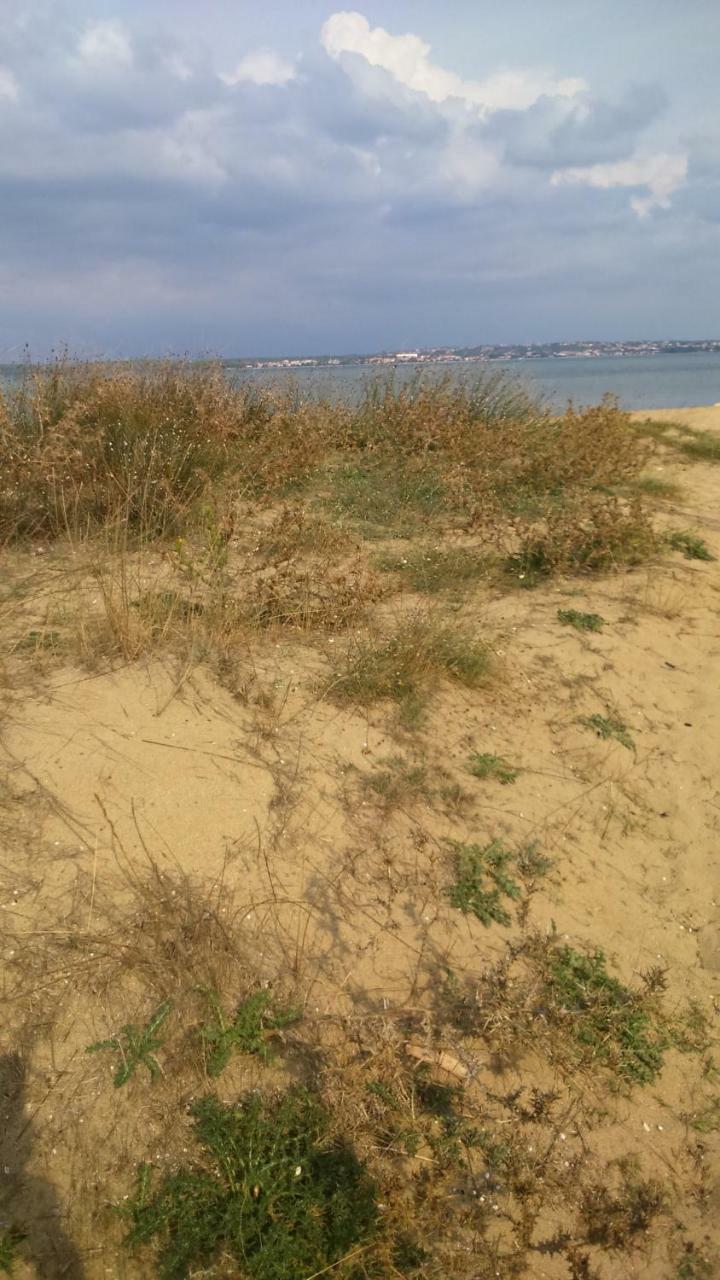 Apartments Ninske Vodice المظهر الخارجي الصورة